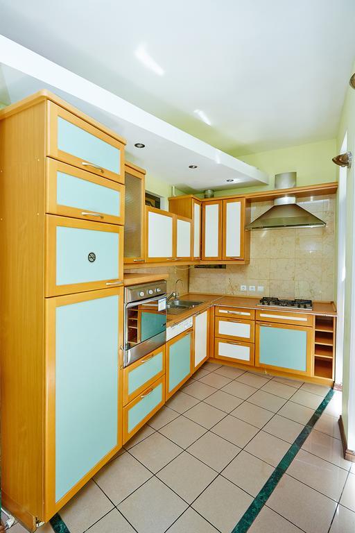 Apartment Deribasovskaya With Jacuzzi Odessza Kültér fotó