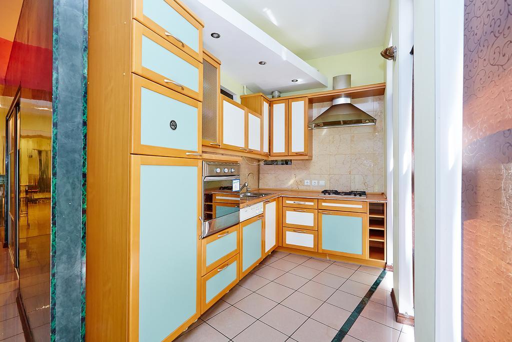 Apartment Deribasovskaya With Jacuzzi Odessza Kültér fotó