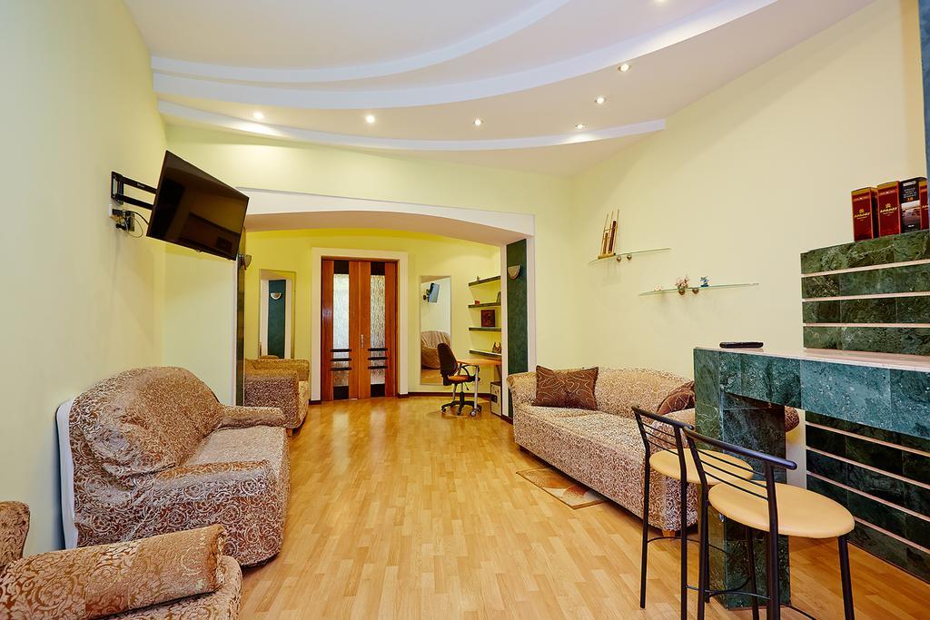 Apartment Deribasovskaya With Jacuzzi Odessza Kültér fotó