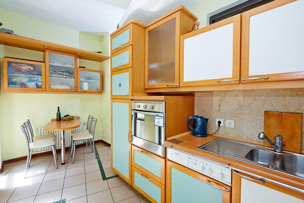 Apartment Deribasovskaya With Jacuzzi Odessza Kültér fotó