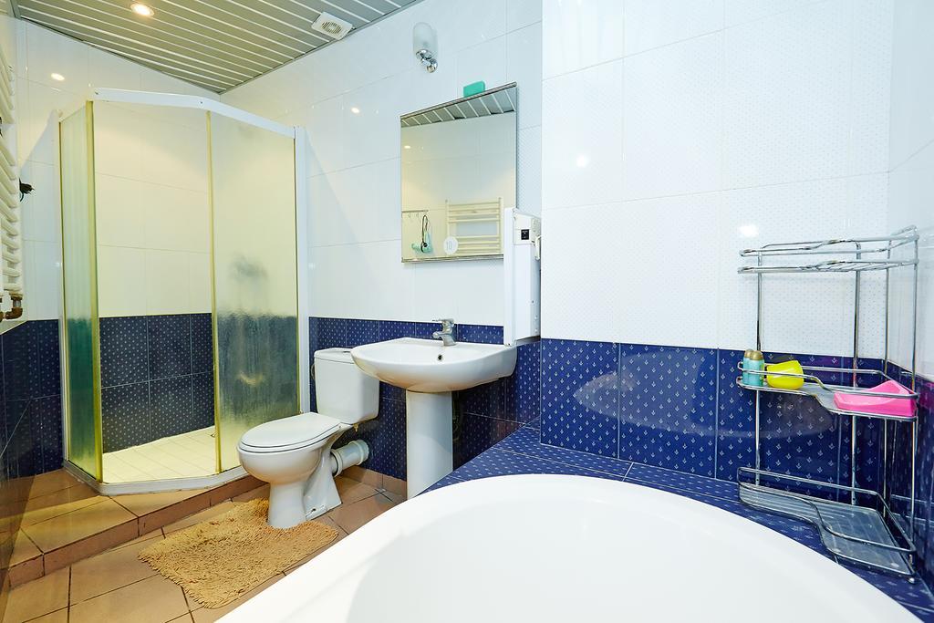 Apartment Deribasovskaya With Jacuzzi Odessza Kültér fotó