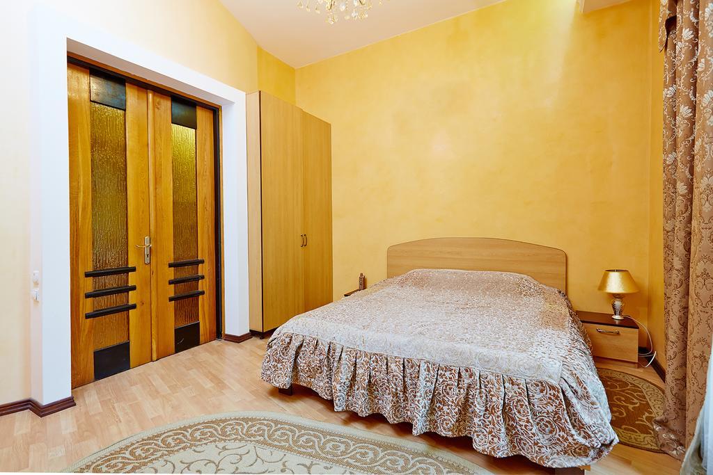 Apartment Deribasovskaya With Jacuzzi Odessza Kültér fotó